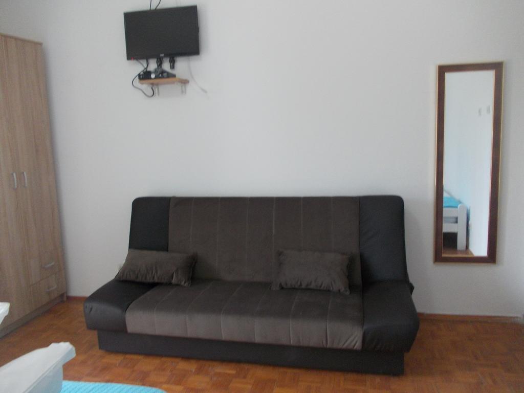 Apartments Idolga Bar Bilik gambar